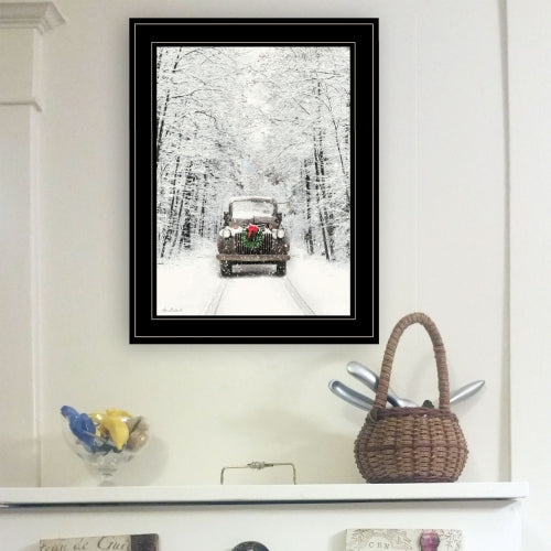 Trendy Decor 4U Antique Christmas framed wall art displayed in living room, festive home décor